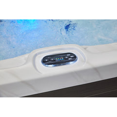 Luxury Spas Victoria 6 Person Hot Tub