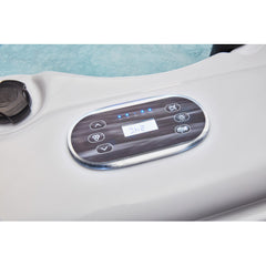 Luxury Spas Denali 7-Person Hot Tub