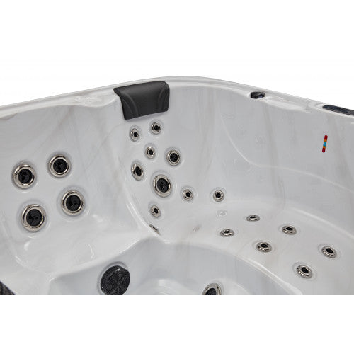 Luxury Spas Victoria 6 Person Hot Tub