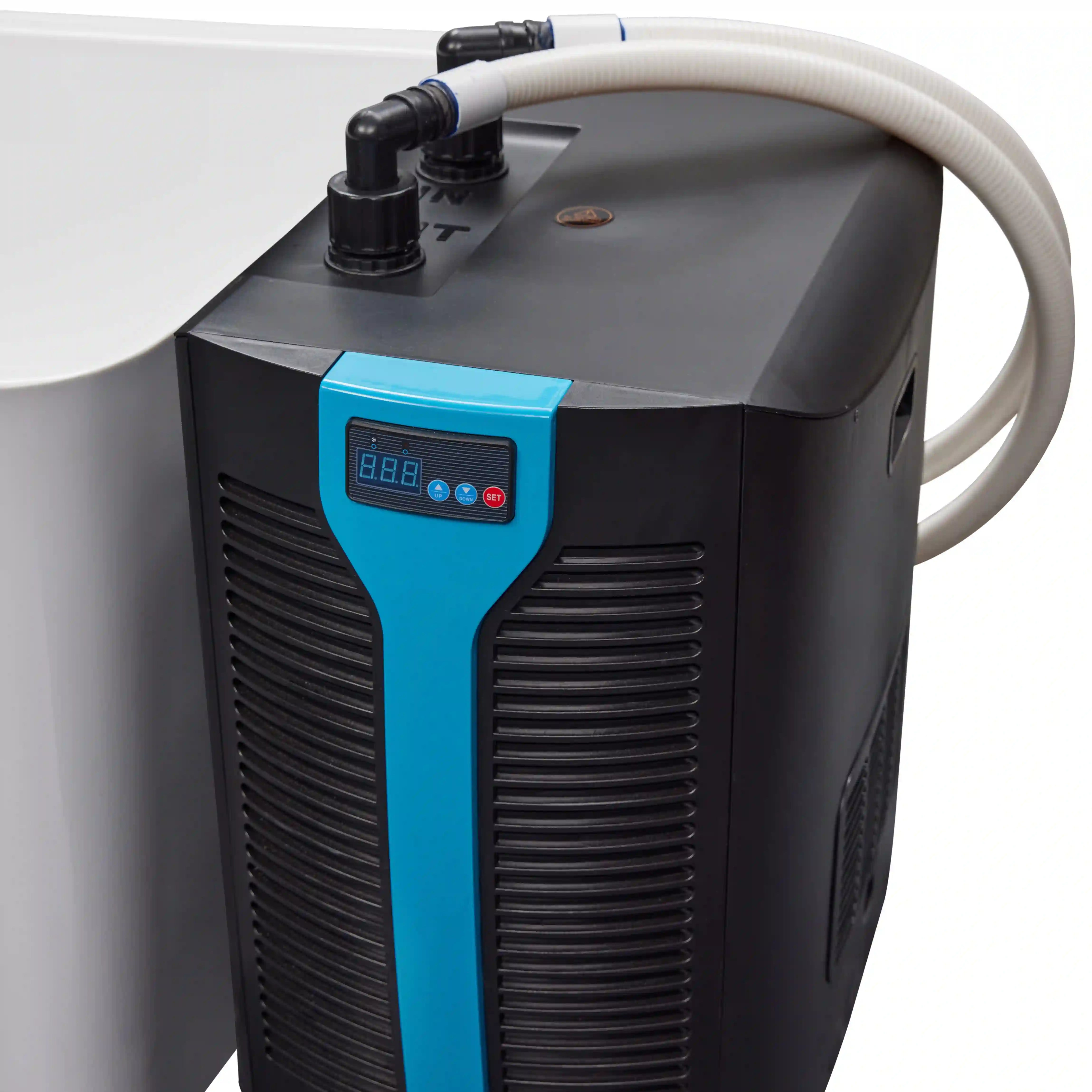 Luxury Spas Cold Plunge I Pro with 1.0 HP Chiller